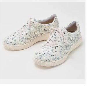 Clarks Collection Leather/Textile Casual
Sneakers - Caroline …